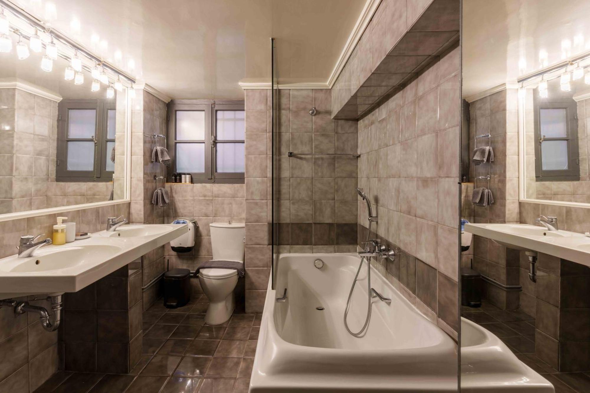 Art Pantheon - Suites & Apartments Атина Екстериор снимка